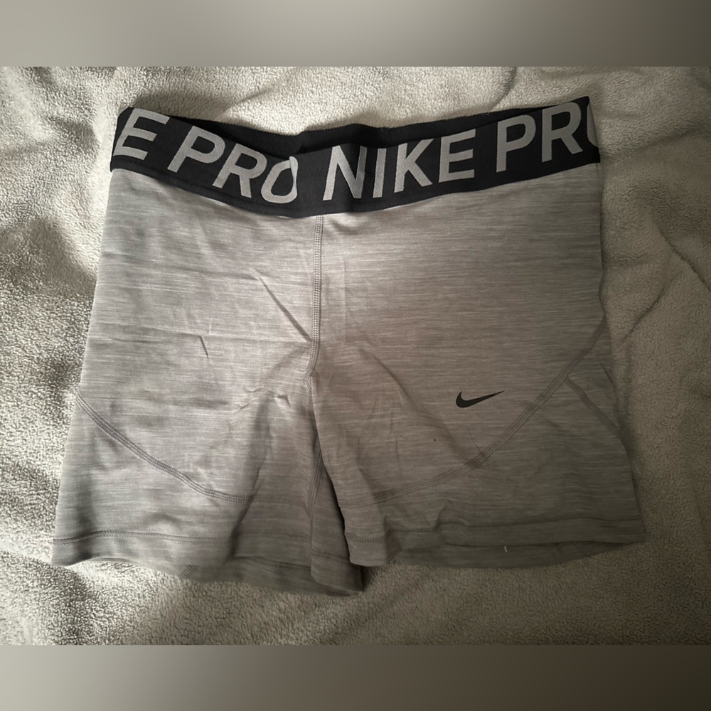 Nike Pro Women’s Shorts 3”